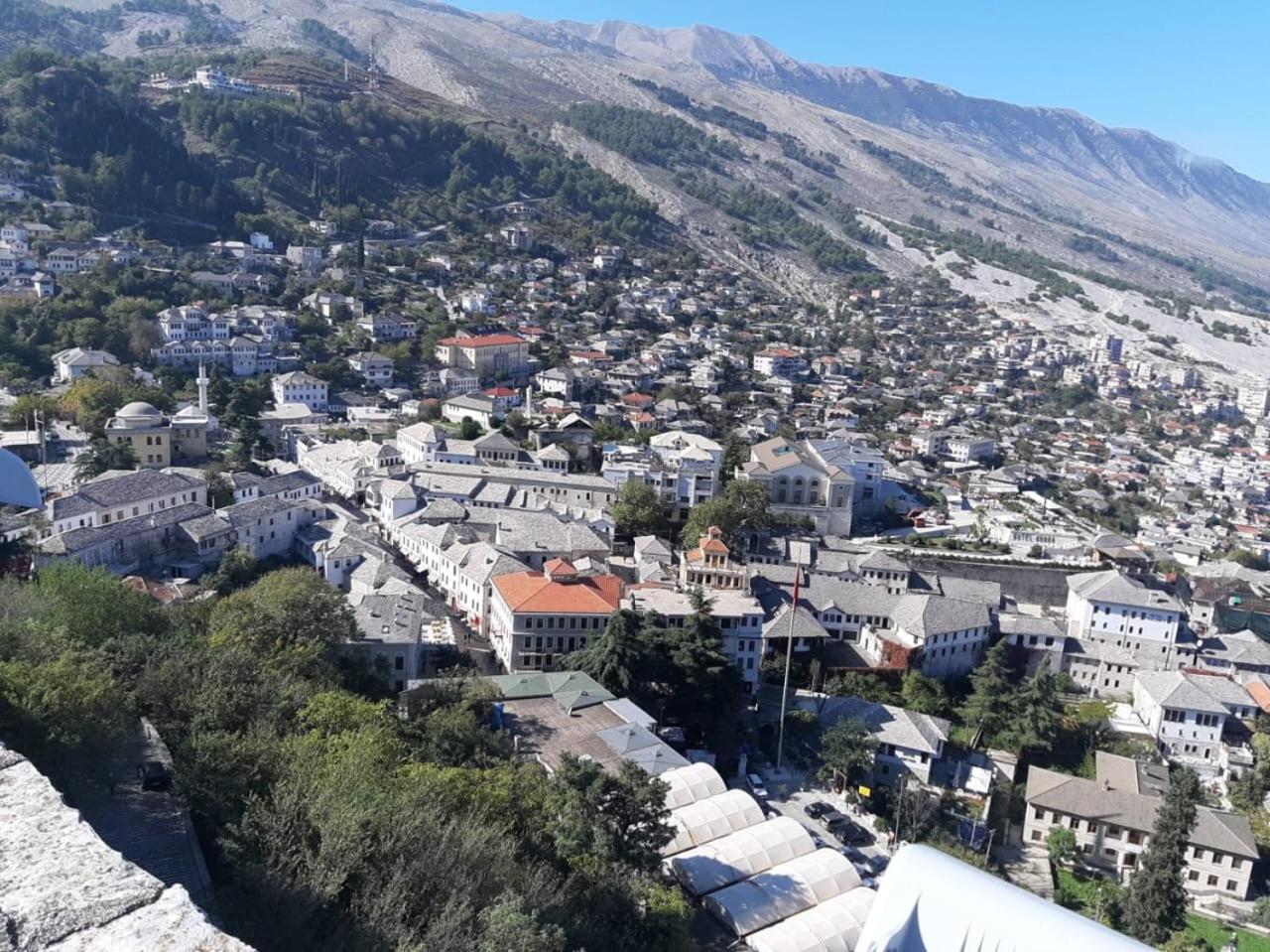 Guest House Denis Gjirokastër Exteriér fotografie