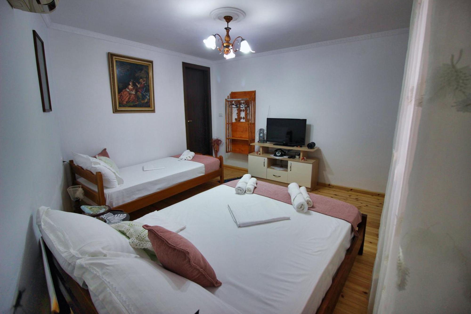 Guest House Denis Gjirokastër Exteriér fotografie