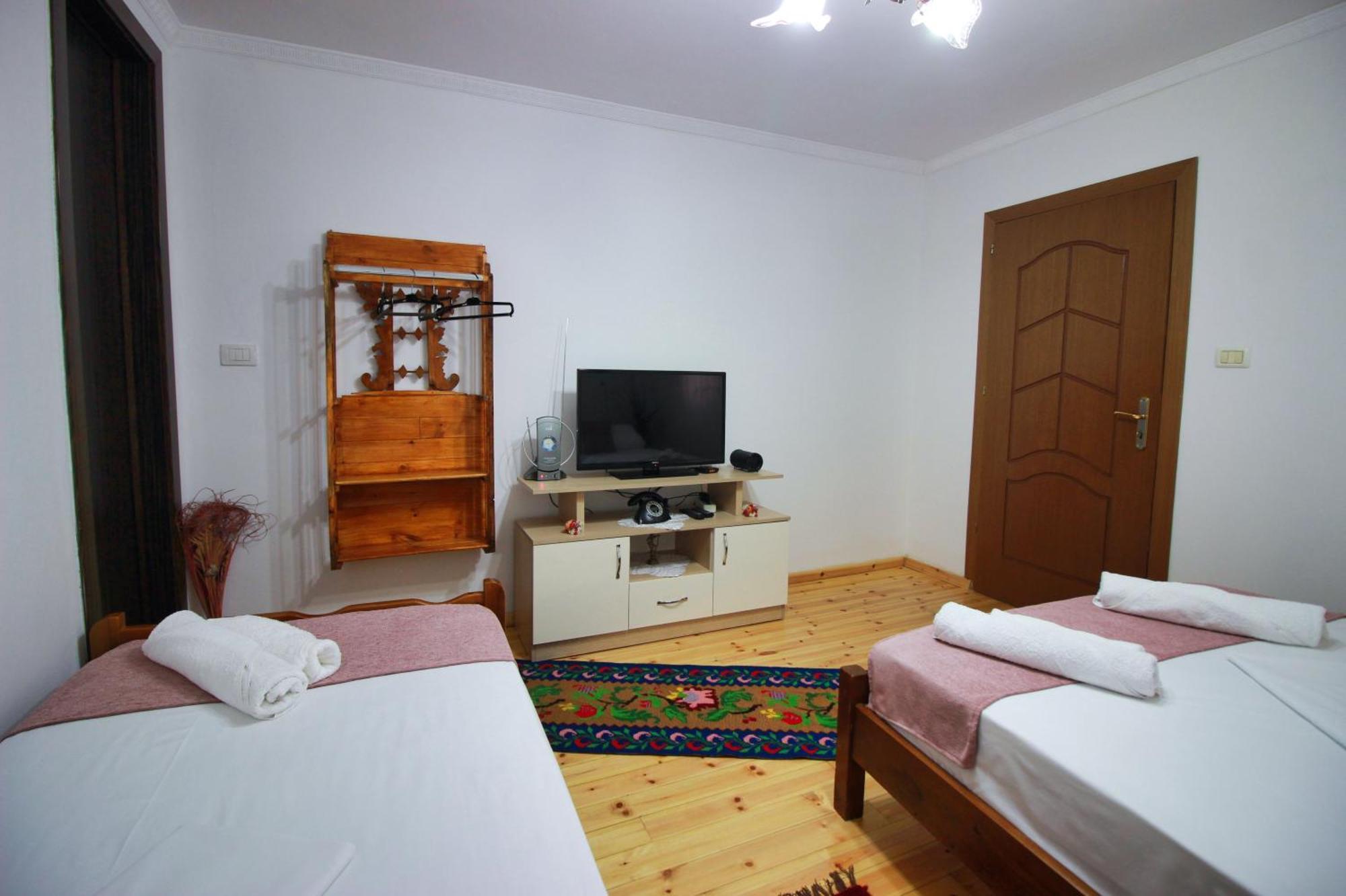 Guest House Denis Gjirokastër Exteriér fotografie