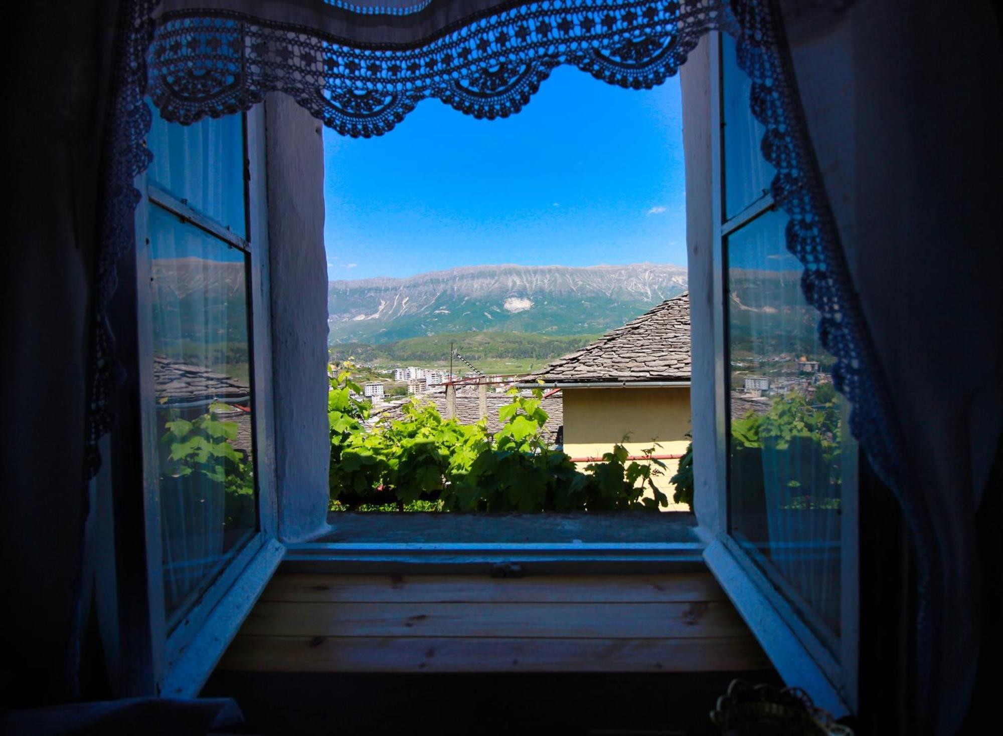 Guest House Denis Gjirokastër Exteriér fotografie